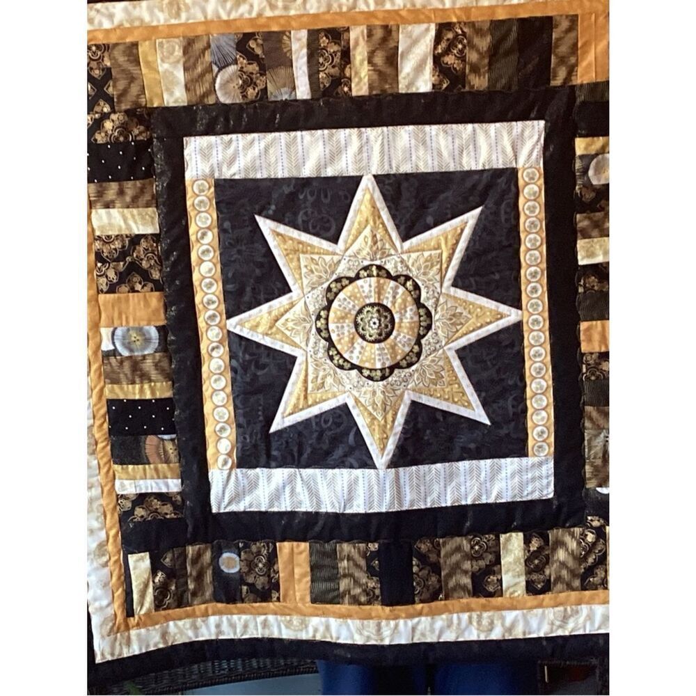 NWT. Gold and Black Star Lap Quilt